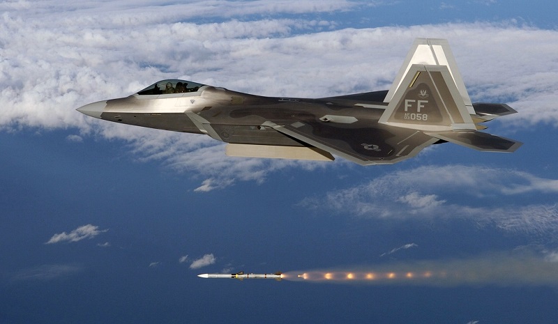 Lockheed Martin F-22 Raptor - Topsnelheid 2.410 km/u