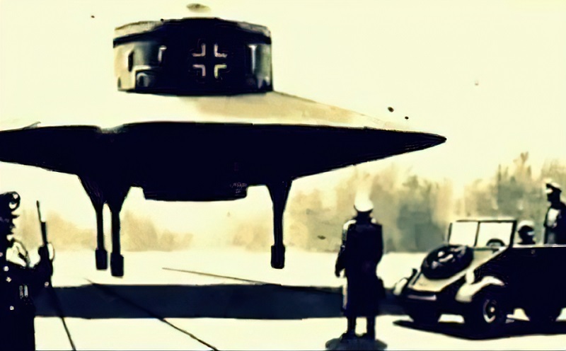 De nazi's verborgen UFO's op Antarctica