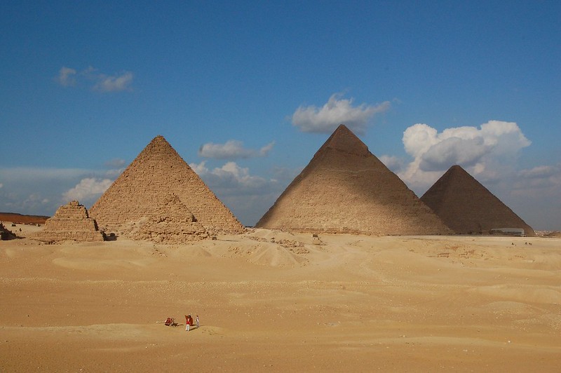 De andere twee piramides zijn voor Choefoe's zoon en kleinzoon