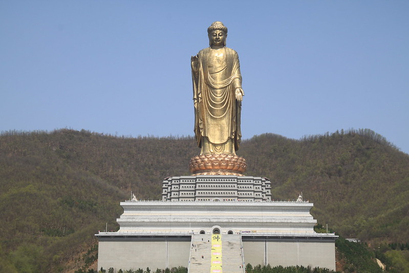 Spring Temple Buddha, China - 153 meter